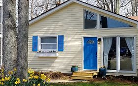Waterfront Chesapeake Cottage In Oyster Bay - Dock